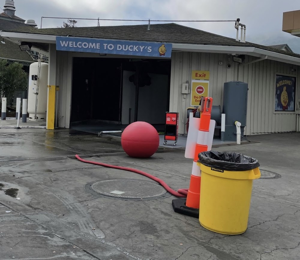 Ducky’s Express at Shell Sausalito