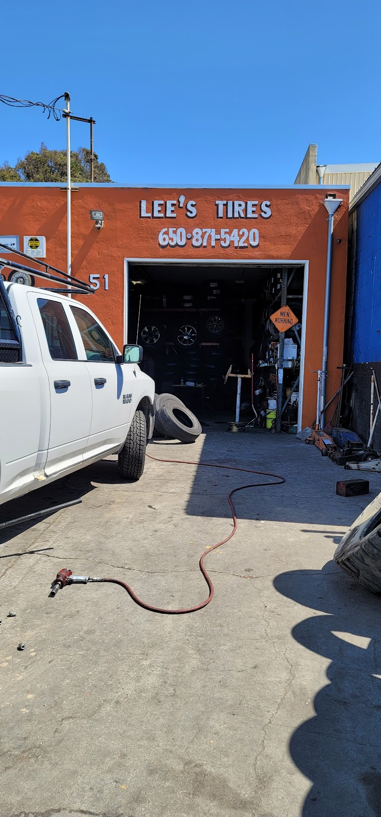 Lee’s Tires Service